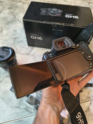 Panasonic GH6 + Objetivo Leica 12-60 impoluta