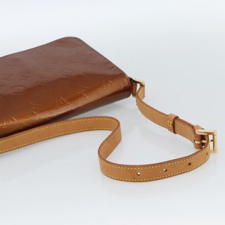 LOUIS VUITTON Monogram Vernis Thompson Street Bag