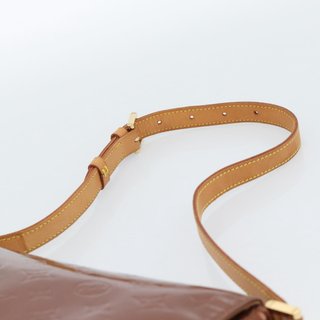 LOUIS VUITTON Monogram Vernis Thompson Street Bag