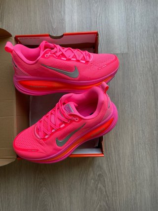 Nike Vomero 18 Scarpe da Corsa Donna