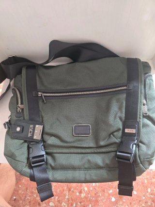 Mochila Tumi Verde Oliva Mochila tumi negra cuero