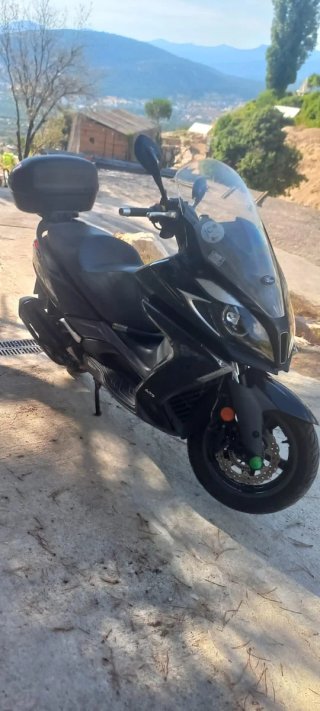 Kymco Super Dink Negra