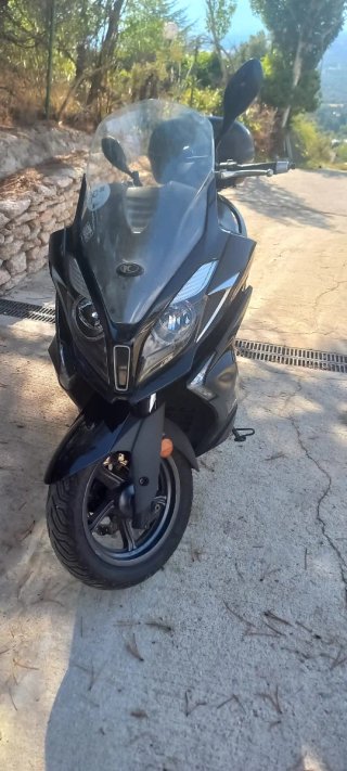 Kymco Super Dink Negra