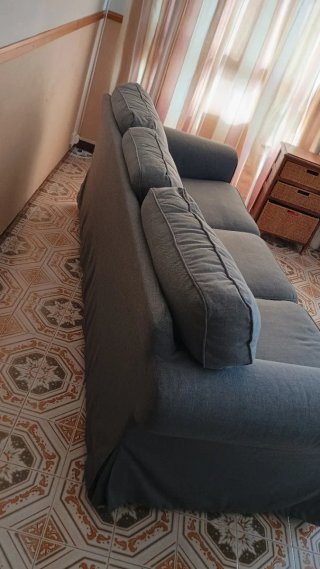 Sofá Ikea Gris con Funda