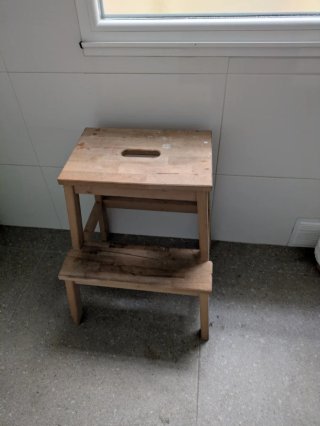 Escalera de madera 2 peldaños