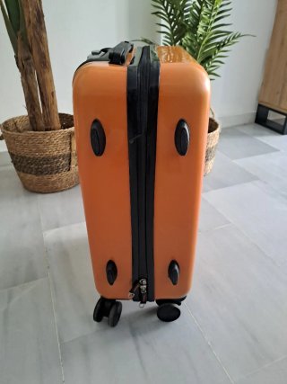 Juego Maleta Cabina y Mochila Vespa