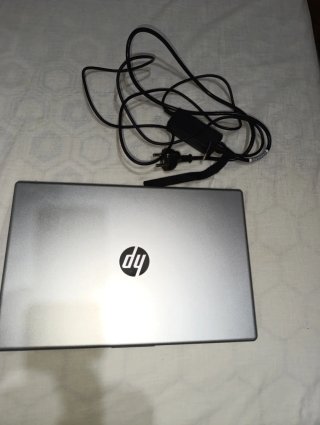Portátil HP 15-fd0186ns Plata