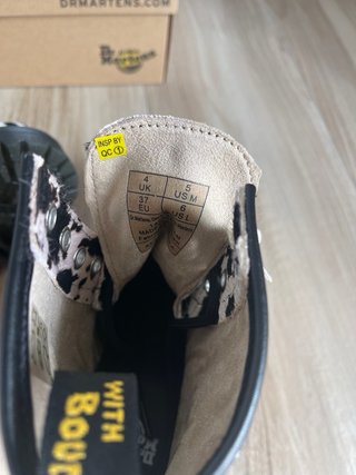 Dr. Martens Stivali Muccati Neri Bianchi