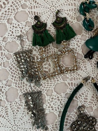 Set di Gioielli: Collana e Orecchini