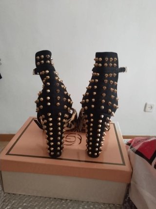 Sandalias Zara Animal Print Tachuelas