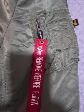 Chaqueta Alpha Industries Verde Militar Larga