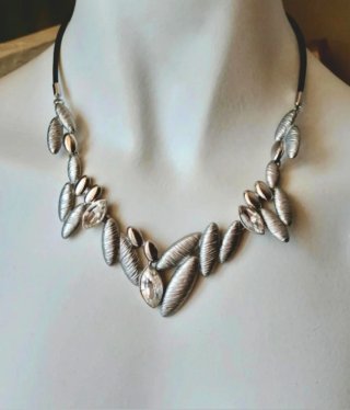 Collar Retro Noche Plata