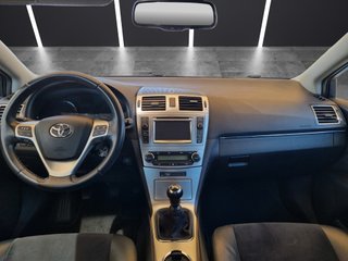 TOYOTA Avensis 120D Executive