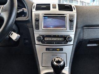 TOYOTA Avensis 120D Executive
