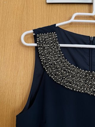Blusa Vila azul con pedrería plateada
