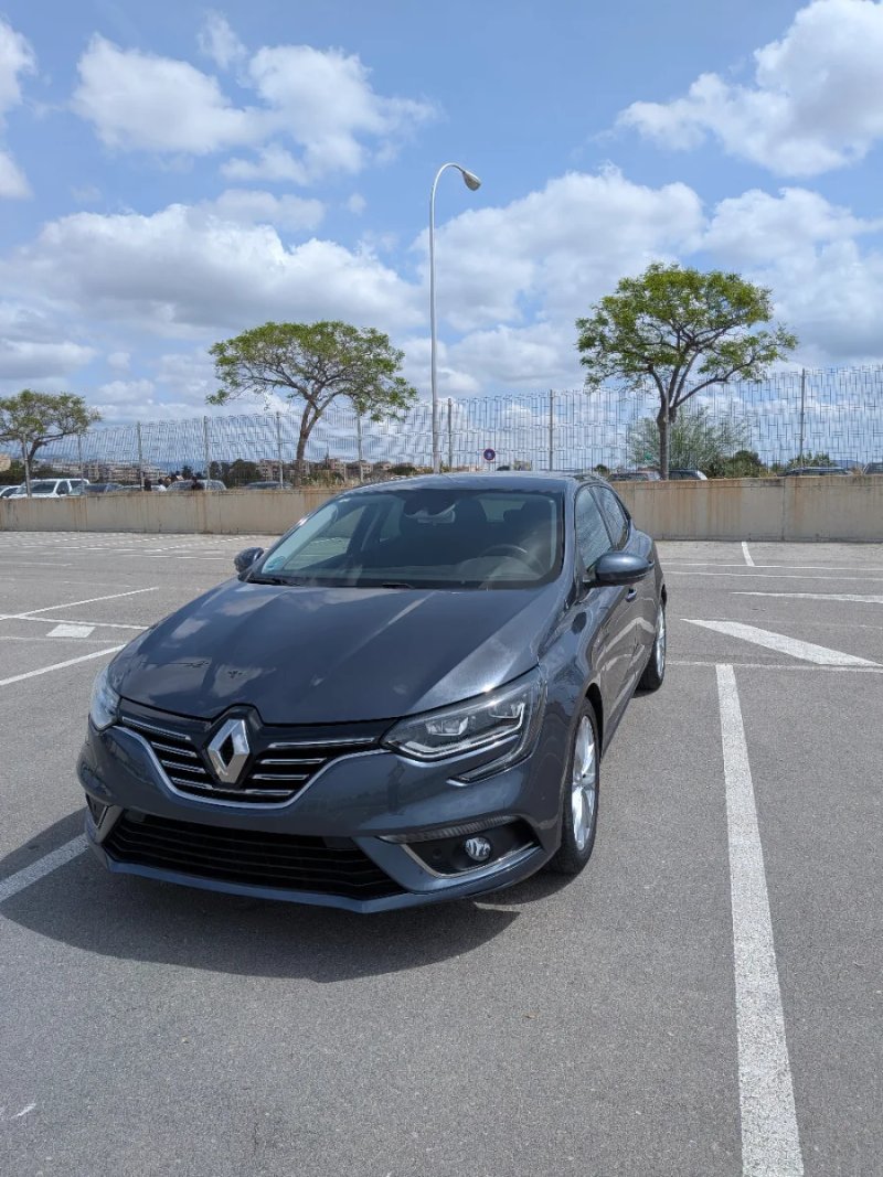 Renault Megane 2019 - foto 1