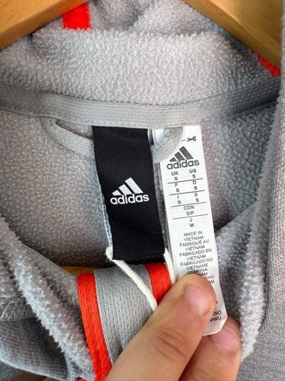 Sudadera Adidas Gris con Capucha y Cremallera