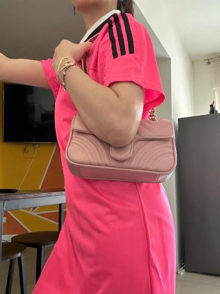 Borsa rosa con cuore trapuntato
