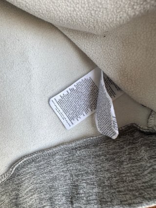 Sudadera Nike Therma-FIT Gris con Capucha