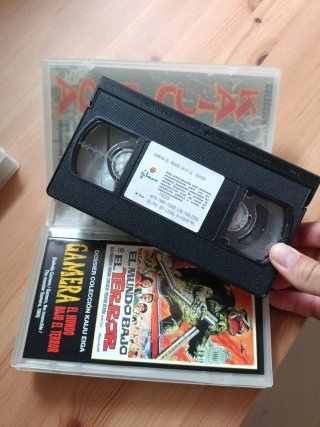 Lote 2 VHS Gamera: Zigra y Kaiju Taisen