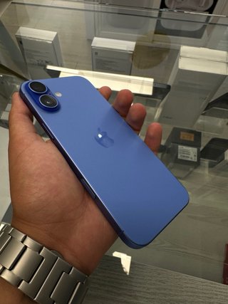 iPhone 16 Plus Azul