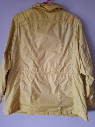 Chaqueta impermeable LEBEK amarilla