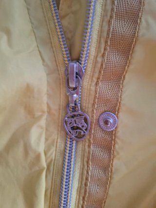 Chaqueta impermeable LEBEK amarilla