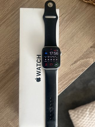 Apple Watch SE 44mm GPS Argento