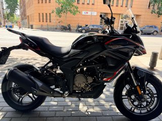 VOGE 300 DS Adventure Recién Revisada