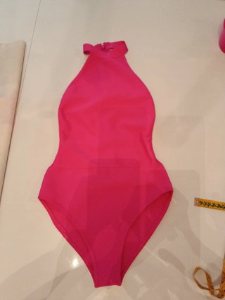Traje de baño halter con tiras