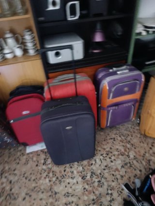 Maletas 5€ unidad