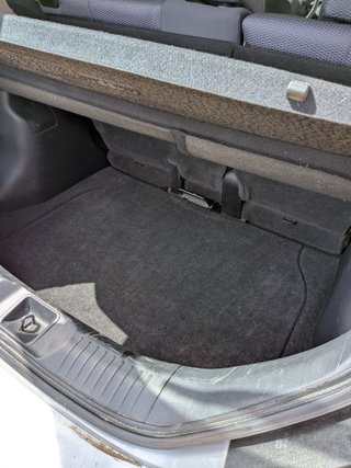 Nissan Tiida 1,8 2008 Gasolina