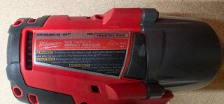 LLAVE IMPACTO ALTO PAR MILWAUKEE 1/2" 18V