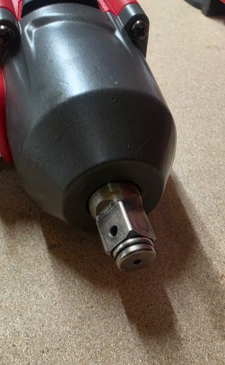 LLAVE IMPACTO ALTO PAR MILWAUKEE 1/2" 18V