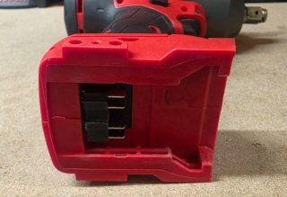 LLAVE IMPACTO ALTO PAR MILWAUKEE 1/2" 18V