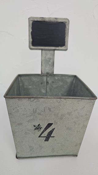 Juego 4 maceteros metálicos con pizarra