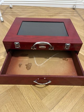 Maletín vintage con espejo y cajón