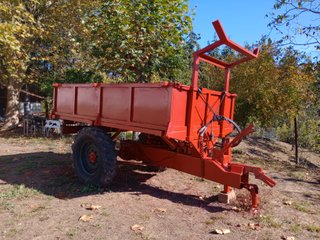 Tractor Goldoni Articulado con remolque 6x6
