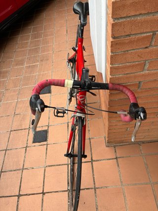 Bicicleta de carretera Giant TCR Roja