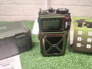 Radio de Emergencia Solar con Linterna, Bluetooth