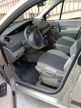 Renault Grand Scenic 2006