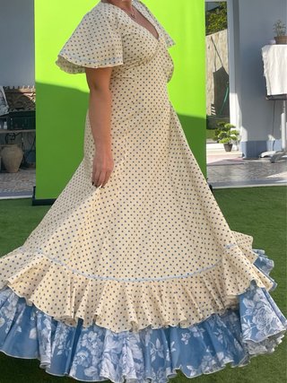 Traje de flamenca bata desde L HASTA 44-46 NUEVO