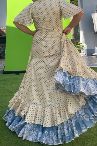 Traje de flamenca bata desde L HASTA 44-46 NUEVO