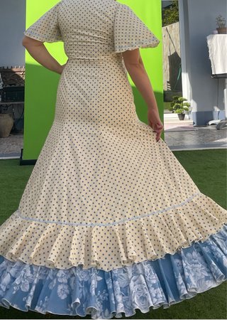 Traje de flamenca bata desde L HASTA 44-46 NUEVO