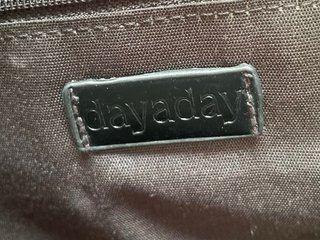 Bolso de fiesta Dayaday negro y dorado