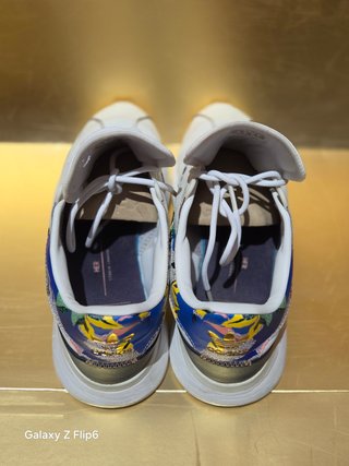 Zapatillas Adidas Mujer Doradas y Blancas