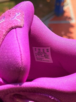 Zapatillas moradas