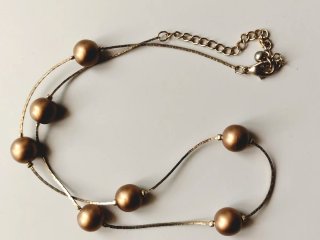 Collar y pendientes vintage dorados