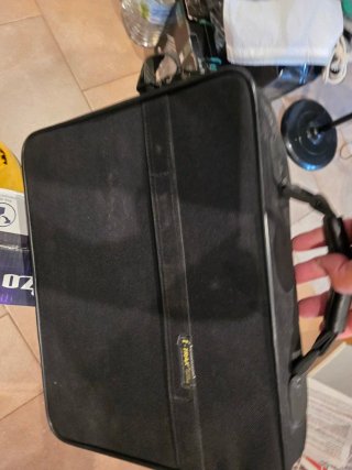 Maletín para portátil negro
