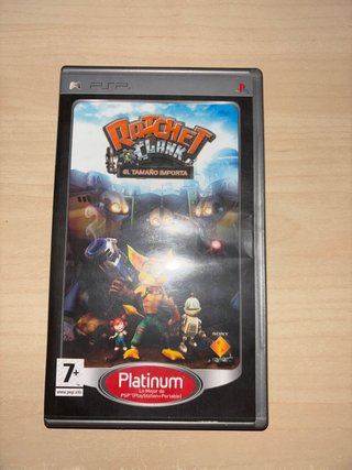 Juego PSP Ratchet & Clank: El Tamaño Importa